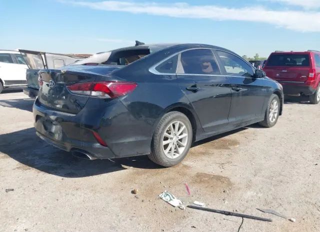 Photo 3 VIN: 5NPE24AF6KH743987 - HYUNDAI SONATA 