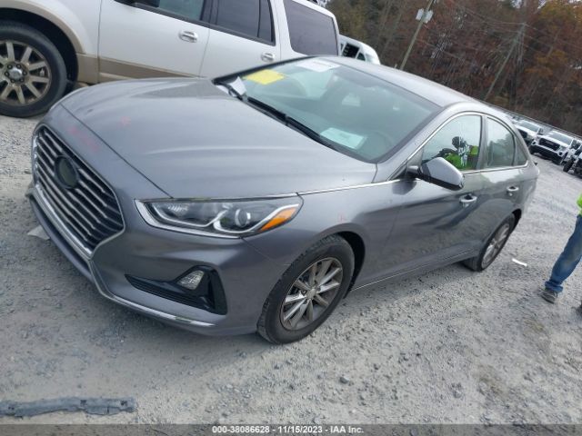 Photo 1 VIN: 5NPE24AF6KH747523 - HYUNDAI SONATA 