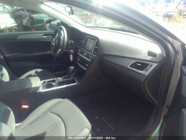 Photo 4 VIN: 5NPE24AF6KH751927 - HYUNDAI SONATA 