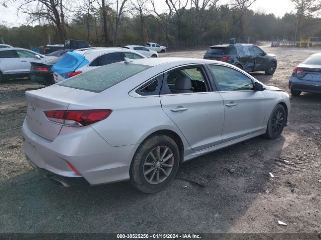 Photo 3 VIN: 5NPE24AF6KH755914 - HYUNDAI SONATA 