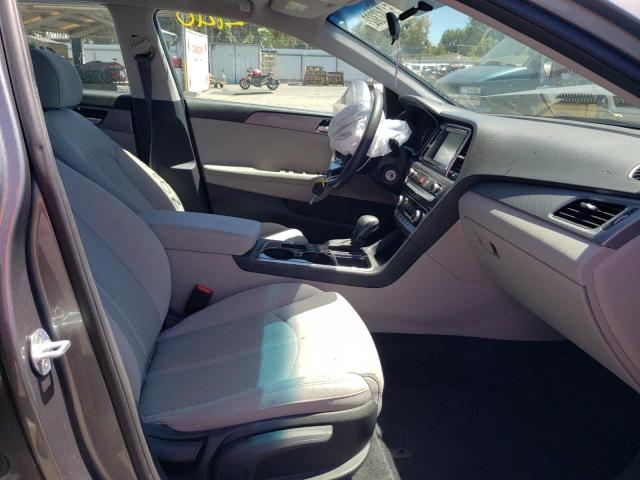 Photo 4 VIN: 5NPE24AF6KH761440 - HYUNDAI SONATA SE 