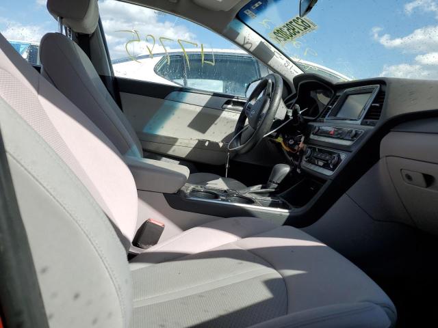 Photo 4 VIN: 5NPE24AF6KH767769 - HYUNDAI SONATA SE 