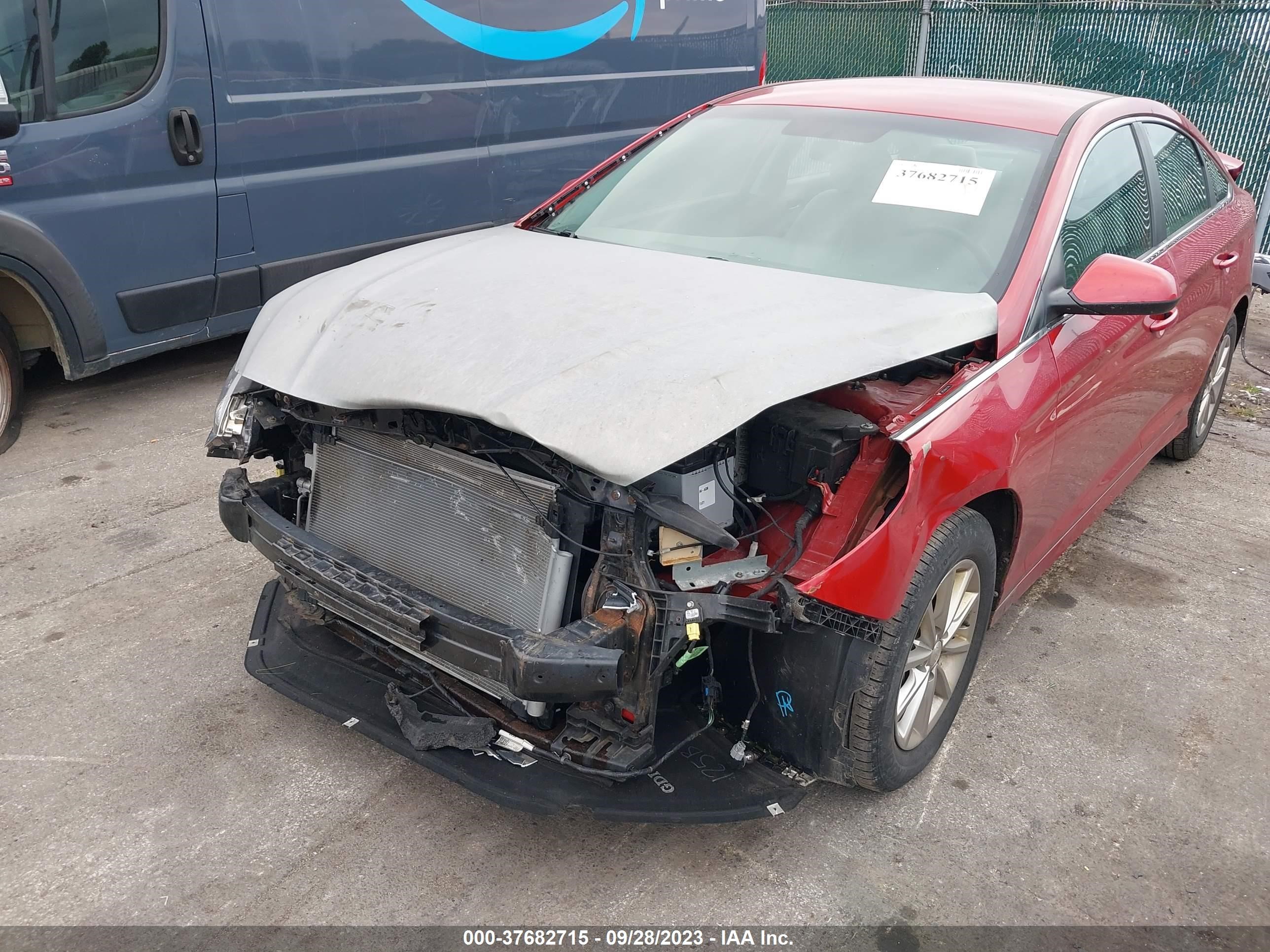 Photo 5 VIN: 5NPE24AF6KH772468 - HYUNDAI SONATA 