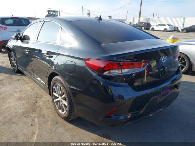 Photo 2 VIN: 5NPE24AF6KH774995 - HYUNDAI SONATA 