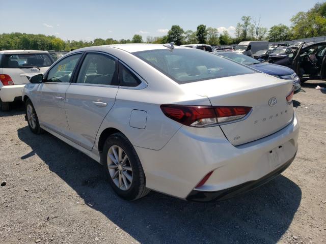 Photo 2 VIN: 5NPE24AF6KH784829 - HYUNDAI SONATA SE 