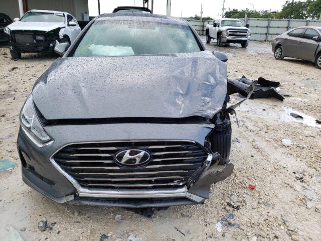 Photo 8 VIN: 5NPE24AF6KH785172 - HYUNDAI SONATA SE 