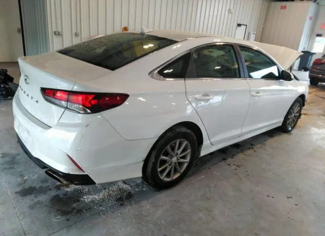 Photo 3 VIN: 5NPE24AF6KH785253 - HYUNDAI SONATA 