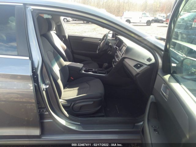 Photo 4 VIN: 5NPE24AF6KH786306 - HYUNDAI SONATA 