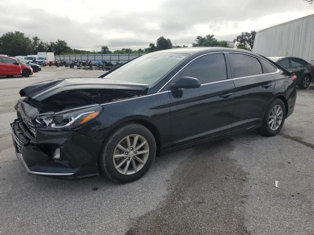 Photo 0 VIN: 5NPE24AF6KH802665 - HYUNDAI SONATA SE 