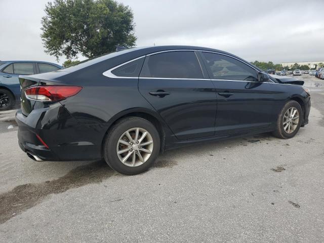 Photo 2 VIN: 5NPE24AF6KH802665 - HYUNDAI SONATA SE 