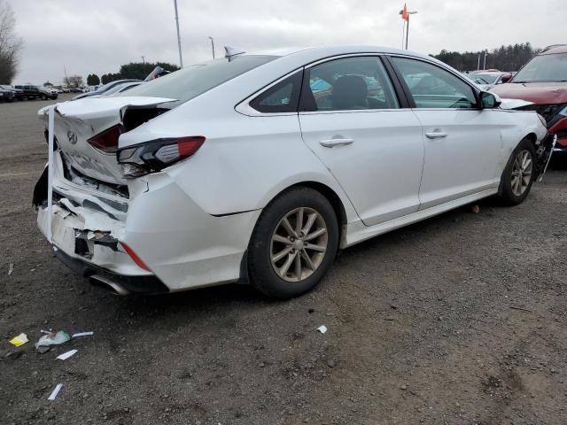 Photo 2 VIN: 5NPE24AF6KH803699 - HYUNDAI SONATA SE 