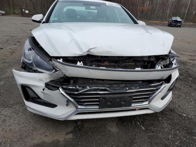 Photo 4 VIN: 5NPE24AF6KH803699 - HYUNDAI SONATA SE 