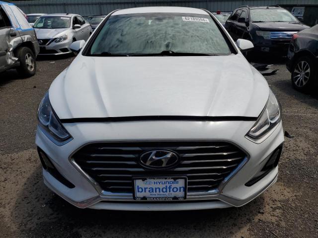 Photo 4 VIN: 5NPE24AF6KH817392 - HYUNDAI SONATA SE 