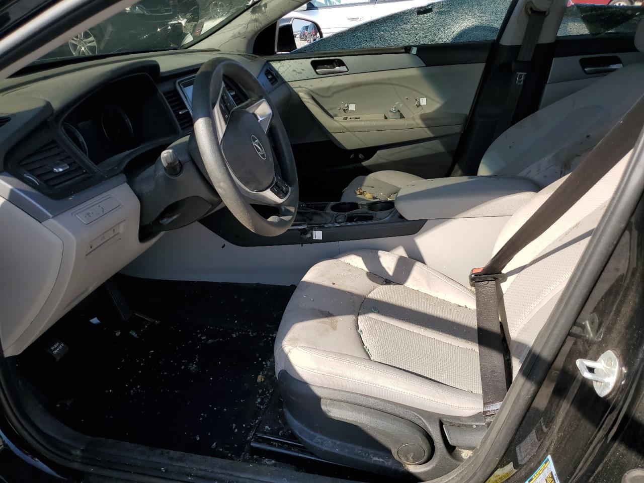 Photo 6 VIN: 5NPE24AF6KH821426 - HYUNDAI SONATA 