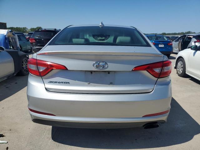 Photo 5 VIN: 5NPE24AF7FH010434 - HYUNDAI SONATA SE 