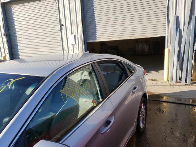 Photo 8 VIN: 5NPE24AF7FH012880 - HYUNDAI SONATA SE 