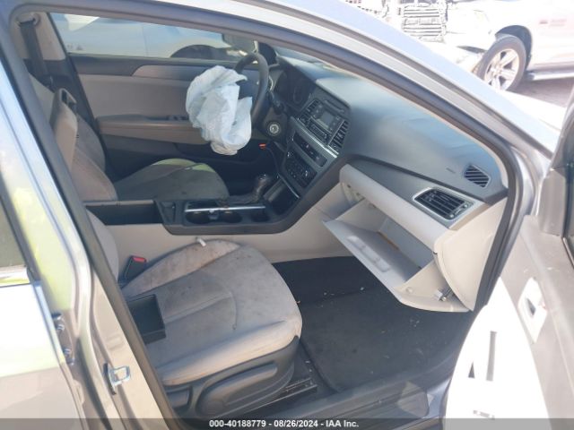 Photo 4 VIN: 5NPE24AF7FH018386 - HYUNDAI SONATA 