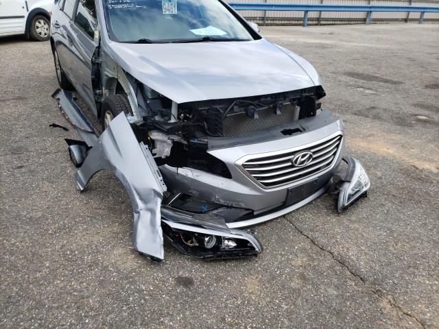 Photo 8 VIN: 5NPE24AF7FH034250 - HYUNDAI SONATA SE 