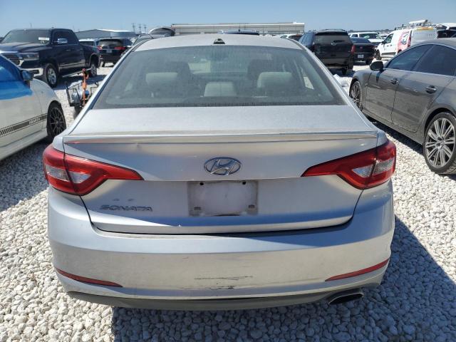 Photo 5 VIN: 5NPE24AF7FH057124 - HYUNDAI SONATA SE 