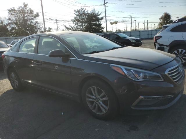 Photo 3 VIN: 5NPE24AF7FH071783 - HYUNDAI SONATA SE 