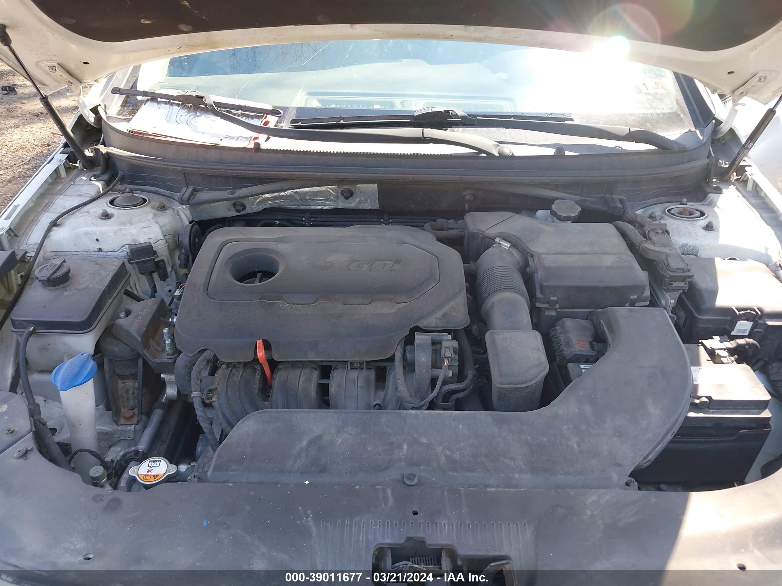 Photo 9 VIN: 5NPE24AF7FH088535 - HYUNDAI SONATA 