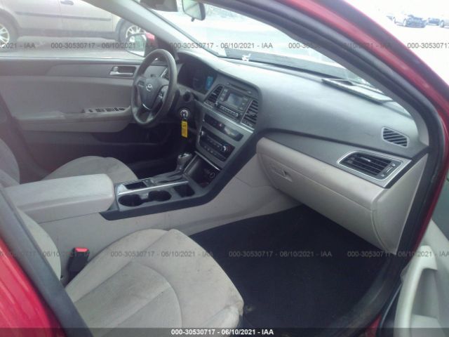 Photo 4 VIN: 5NPE24AF7FH137085 - HYUNDAI SONATA 