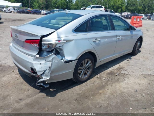 Photo 3 VIN: 5NPE24AF7FH156221 - HYUNDAI SONATA 