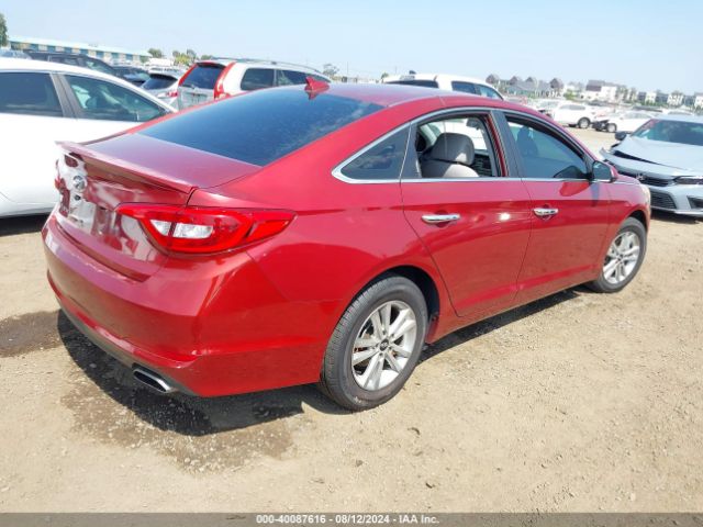 Photo 3 VIN: 5NPE24AF7FH165839 - HYUNDAI SONATA 