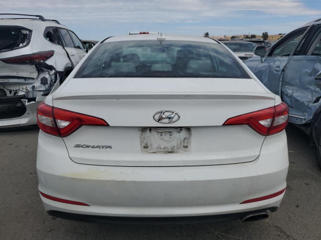 Photo 5 VIN: 5NPE24AF7FH201013 - HYUNDAI SONATA SE 