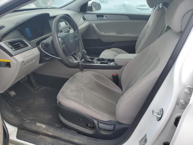 Photo 6 VIN: 5NPE24AF7FH201013 - HYUNDAI SONATA SE 