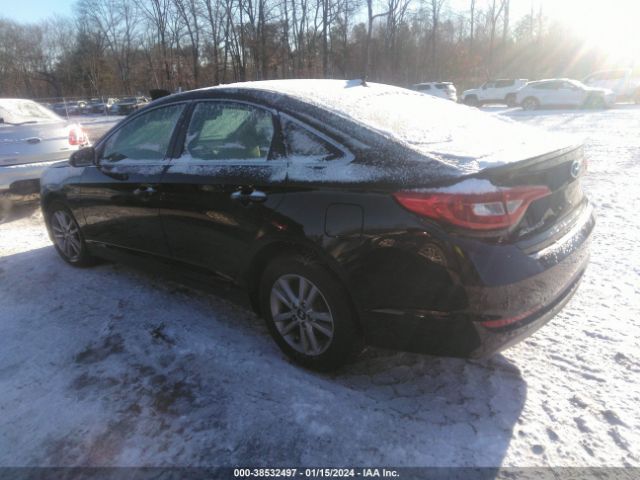 Photo 2 VIN: 5NPE24AF7FH211119 - HYUNDAI SONATA 