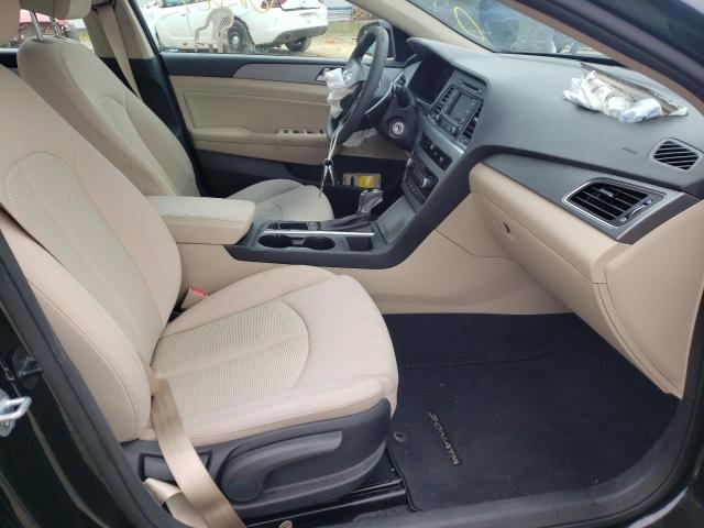 Photo 4 VIN: 5NPE24AF7FH218457 - HYUNDAI SONATA SE 