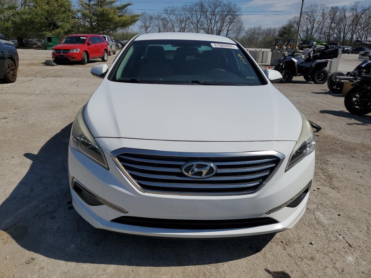 Photo 4 VIN: 5NPE24AF7FH239793 - HYUNDAI SONATA 