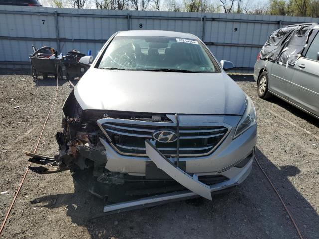 Photo 4 VIN: 5NPE24AF7FH246260 - HYUNDAI SONATA SE 