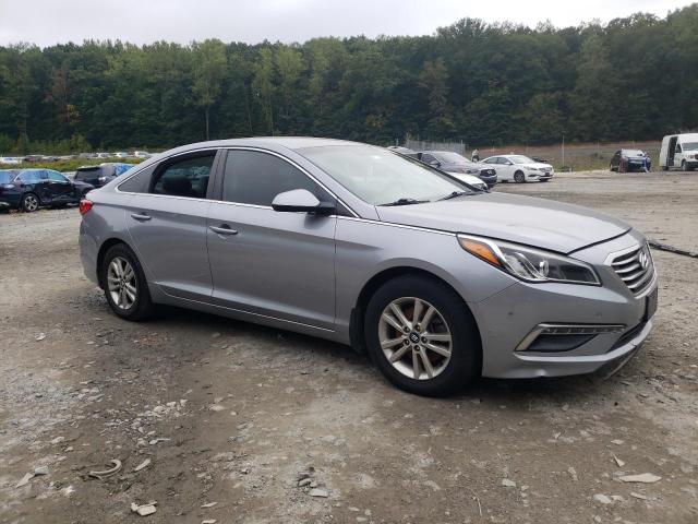 Photo 3 VIN: 5NPE24AF7FH247828 - HYUNDAI SONATA SE 