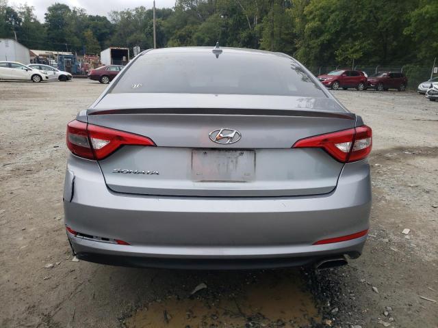 Photo 5 VIN: 5NPE24AF7FH247828 - HYUNDAI SONATA SE 