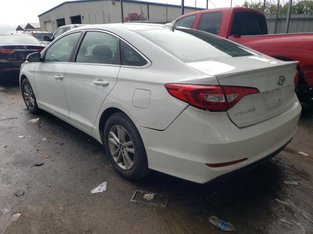 Photo 2 VIN: 5NPE24AF7GH285030 - HYUNDAI SONATA SE 