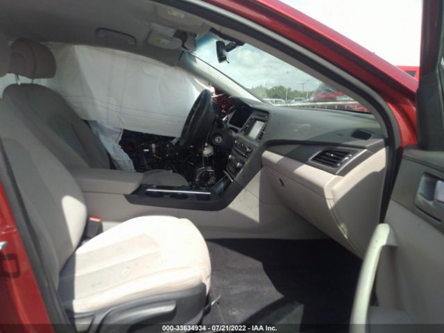 Photo 4 VIN: 5NPE24AF7GH288199 - HYUNDAI SONATA 