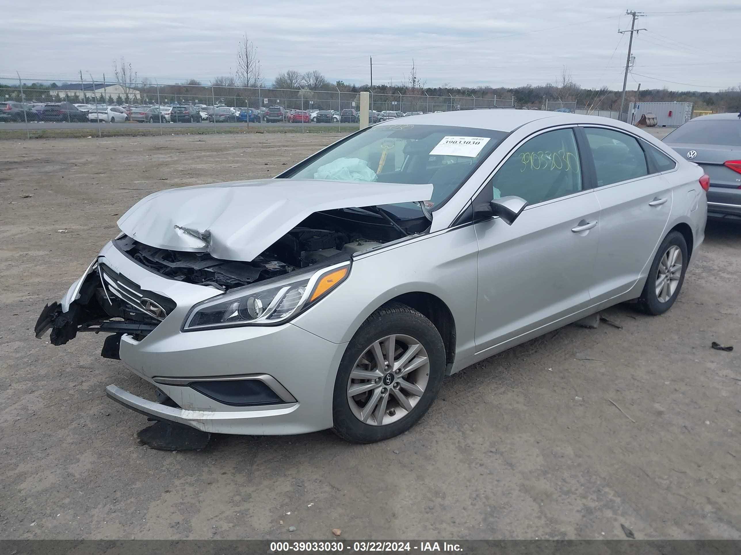 Photo 1 VIN: 5NPE24AF7GH288672 - HYUNDAI SONATA 