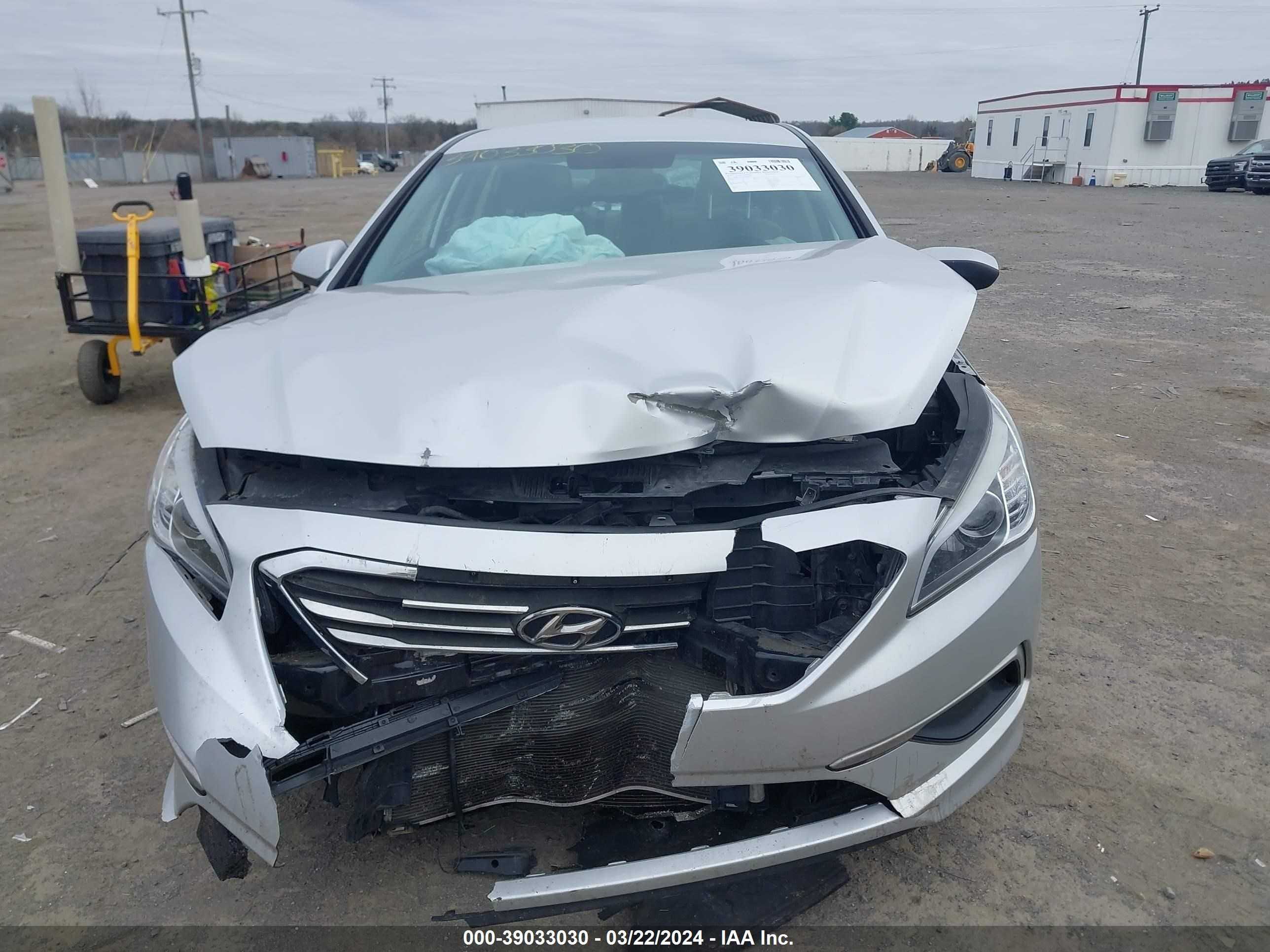 Photo 11 VIN: 5NPE24AF7GH288672 - HYUNDAI SONATA 