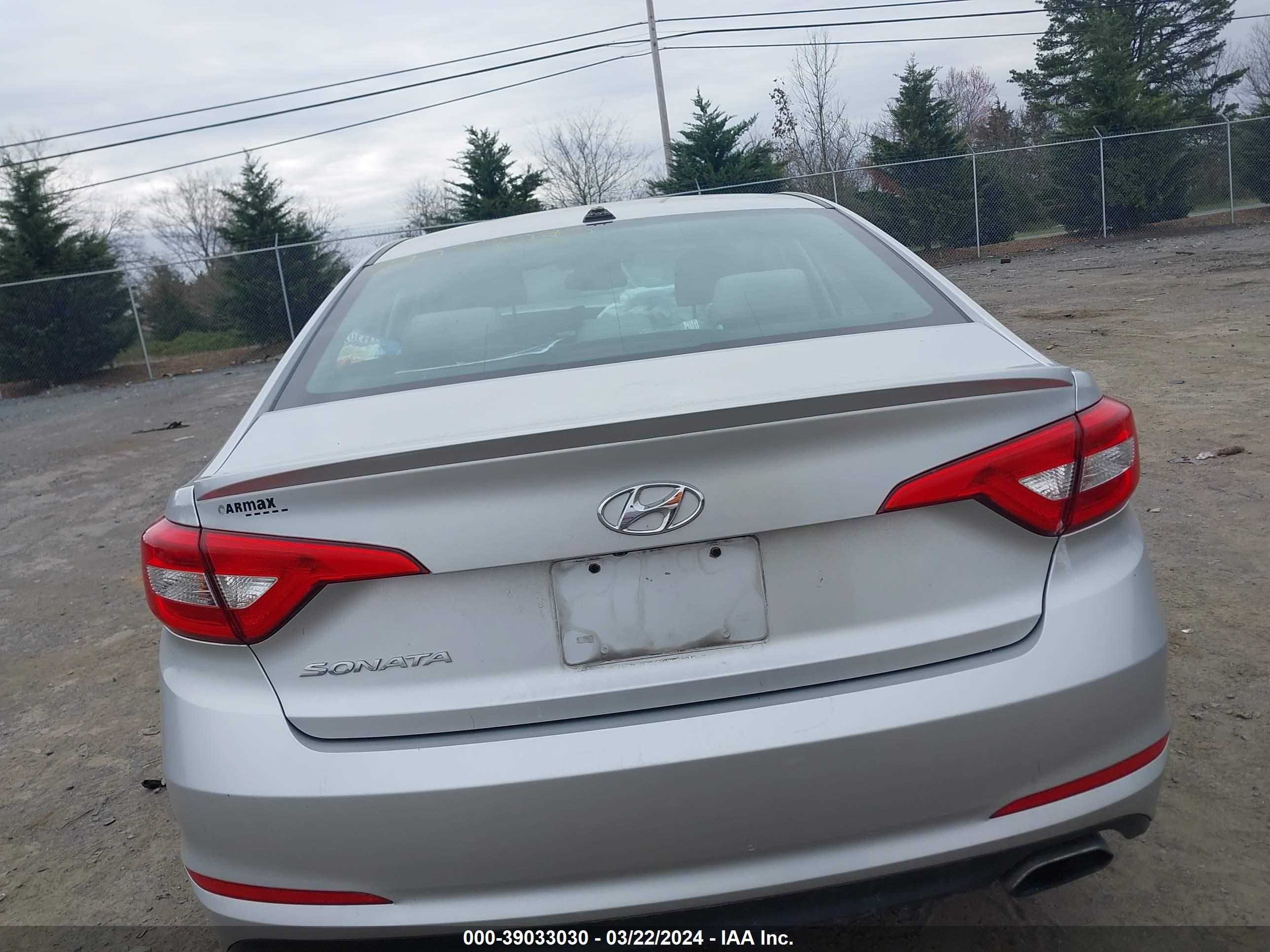 Photo 15 VIN: 5NPE24AF7GH288672 - HYUNDAI SONATA 