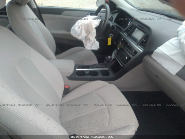 Photo 4 VIN: 5NPE24AF7GH291832 - HYUNDAI SONATA 