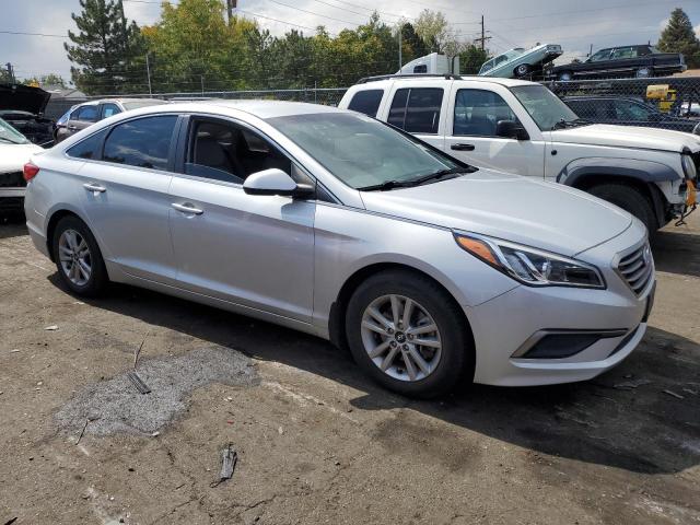 Photo 3 VIN: 5NPE24AF7GH304398 - HYUNDAI SONATA SE 