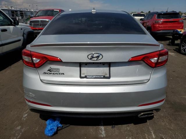 Photo 5 VIN: 5NPE24AF7GH304398 - HYUNDAI SONATA SE 