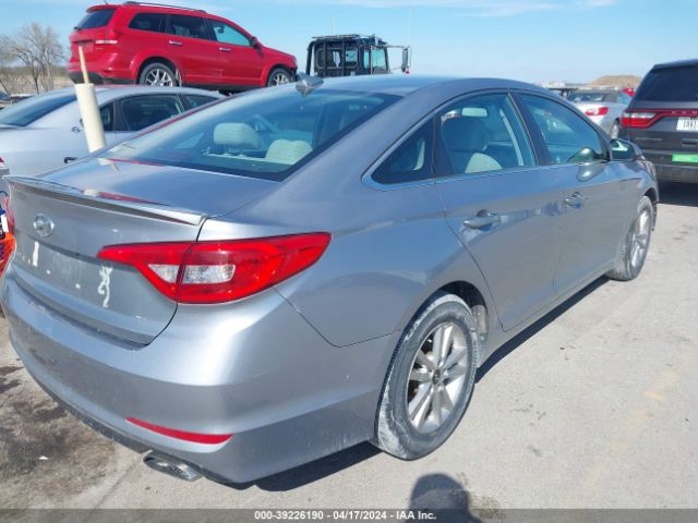 Photo 3 VIN: 5NPE24AF7GH314686 - HYUNDAI SONATA 