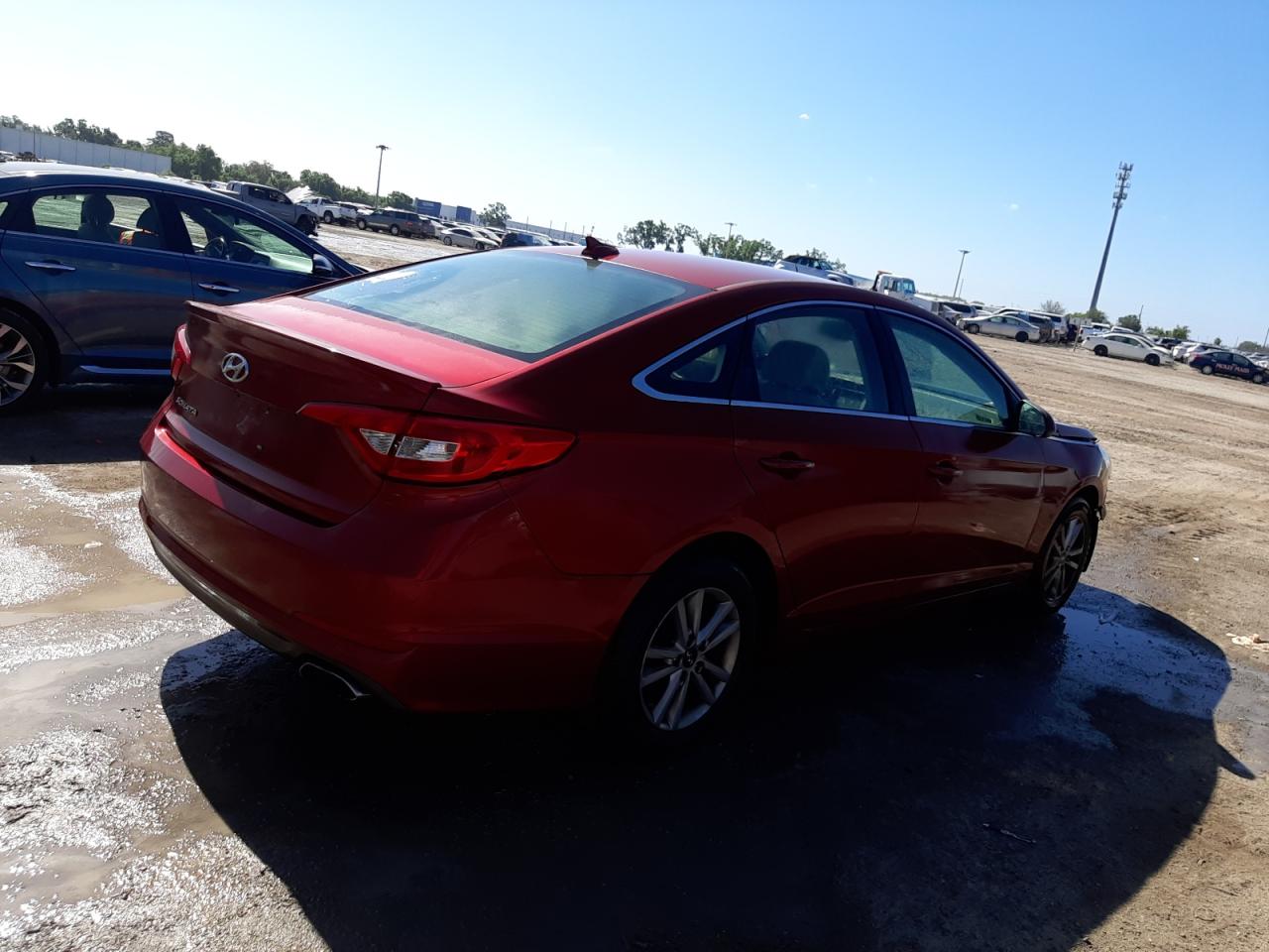 Photo 2 VIN: 5NPE24AF7GH319404 - HYUNDAI SONATA 