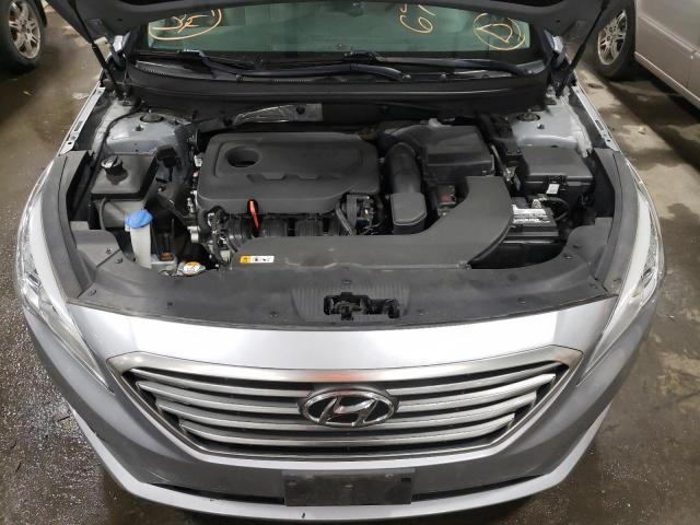 Photo 6 VIN: 5NPE24AF7GH327423 - HYUNDAI SONATA SE 