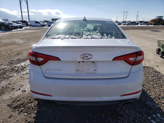 Photo 5 VIN: 5NPE24AF7GH337997 - HYUNDAI SONATA SE 