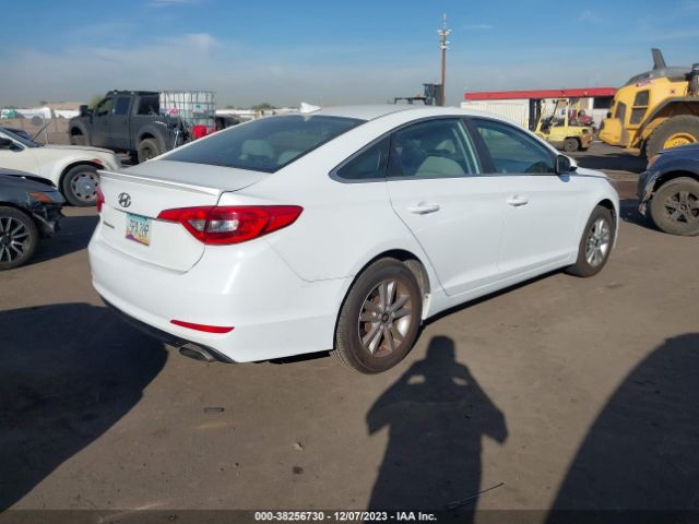 Photo 3 VIN: 5NPE24AF7GH339071 - HYUNDAI SONATA 