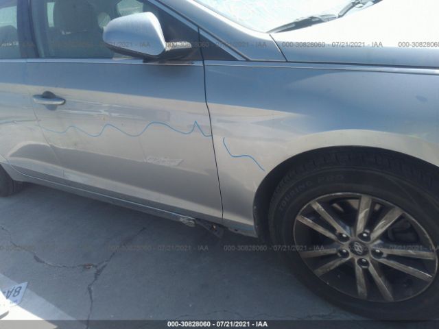 Photo 5 VIN: 5NPE24AF7GH339622 - HYUNDAI SONATA 